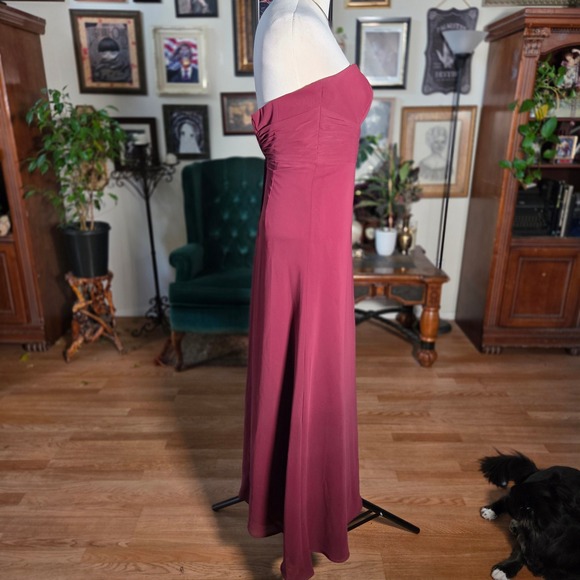 Alfred Angelo Signature Strapless Burgundy Gown Pleated Gown Formal Dress - Picture 3 of 7